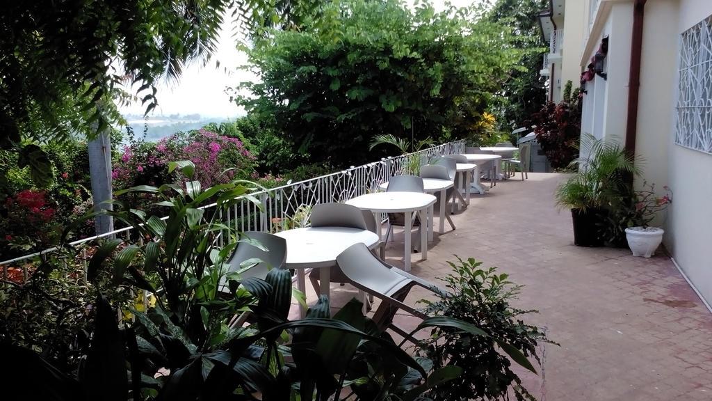 Hotel Relax Resort Montego Bay Exterior foto