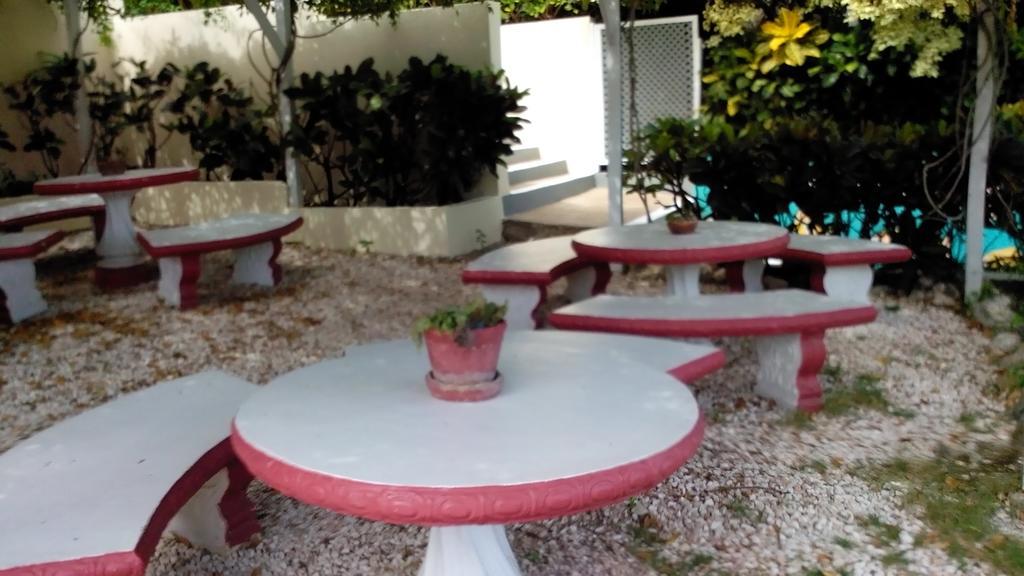 Hotel Relax Resort Montego Bay Exterior foto